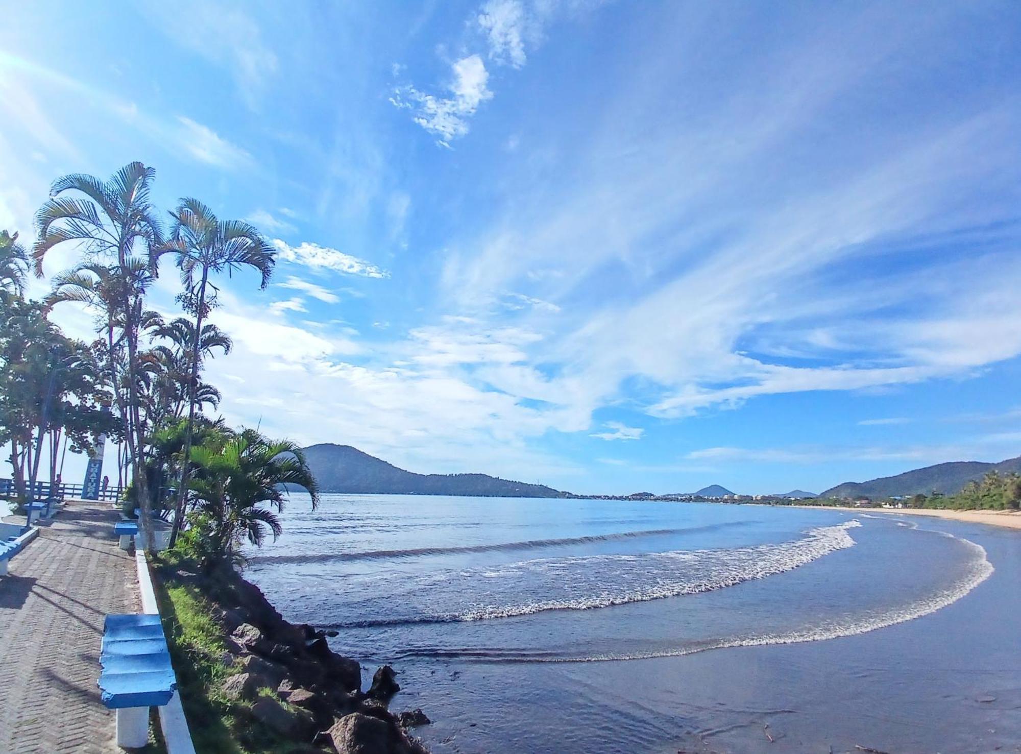 Ubatuba Wild Surf Hostel Bagian luar foto