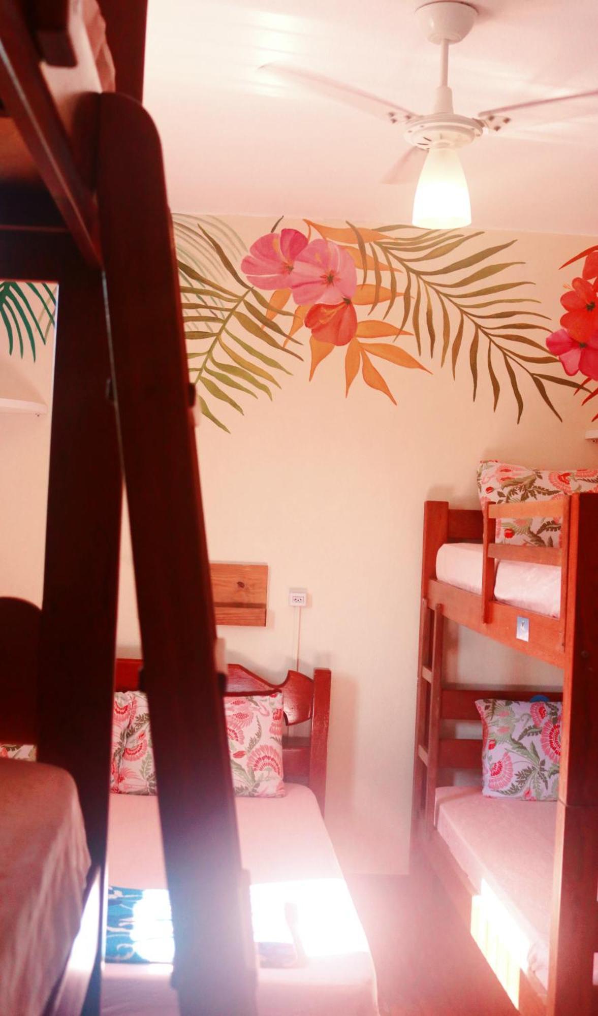 Ubatuba Wild Surf Hostel Bagian luar foto